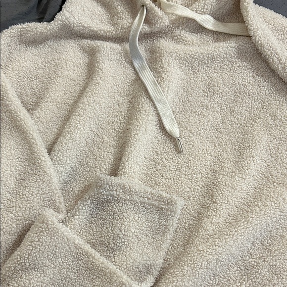 Cloud Chaser Cream Textured Jacket - Picture 3 of 3